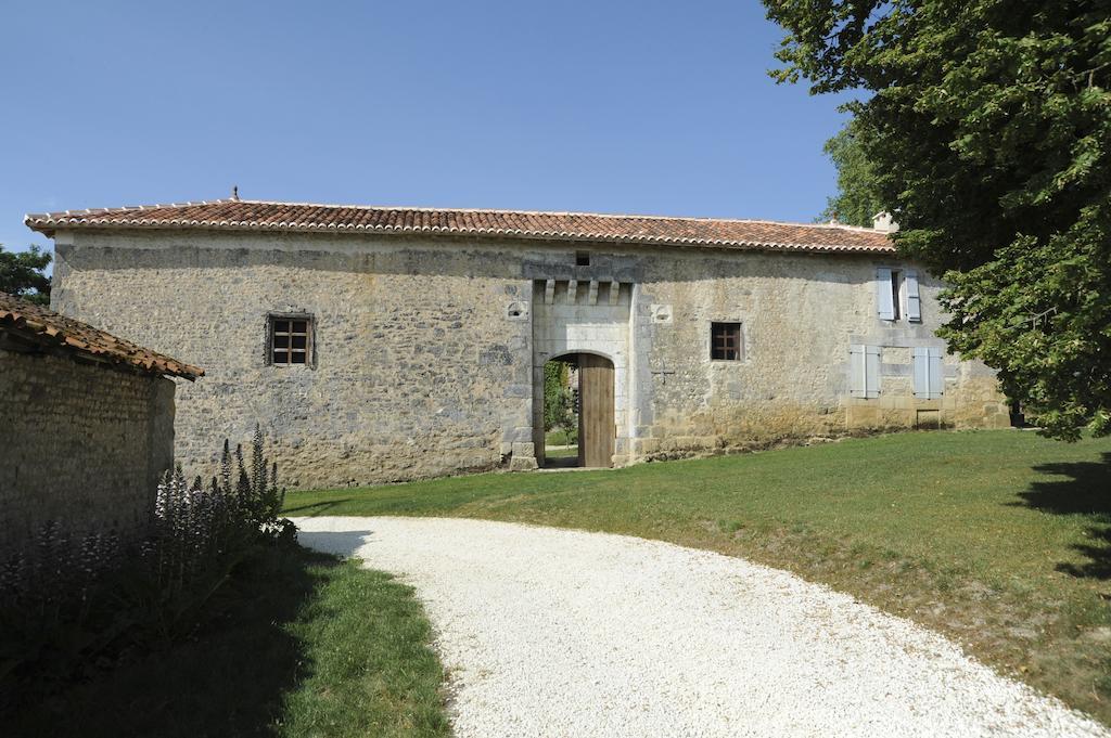 Chateau De Lerse Perignac (Charente) Bagian luar foto
